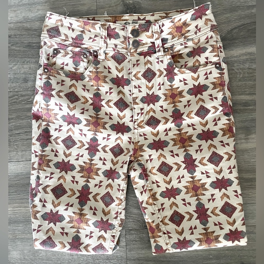 FREE PEOPLE AZTEC SKINNY JEANS 27
